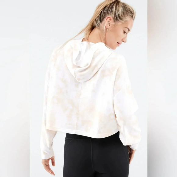 Fabletics Eco Conscious Pullover in Honey Milk Magma Size L Cropped Hoodie - Picture 2 of 8